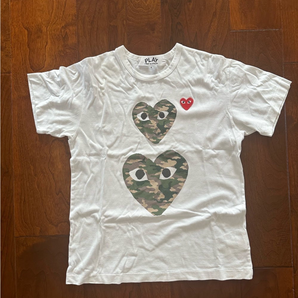 Comme Des Garcons camo hearts Shirt